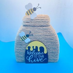 Bumble bee 🐝 home decor